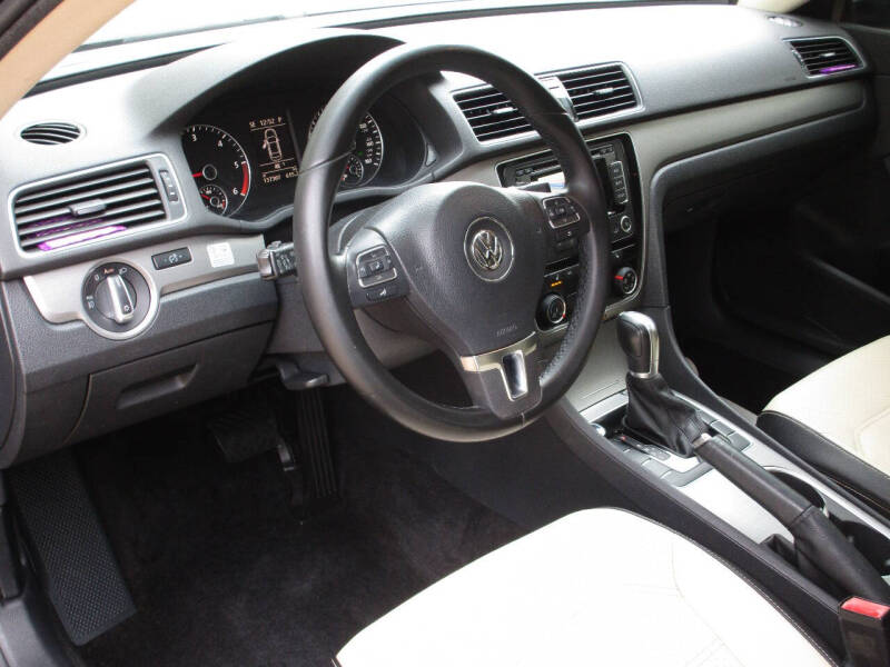 2015 Volkswagen Passat 2.0L TDI SE