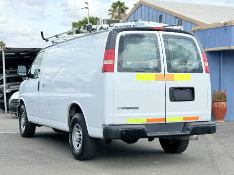 2018 Chevrolet Express 2500