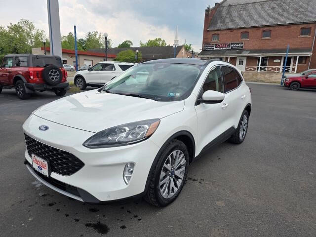 2022 Ford Escape Titanium