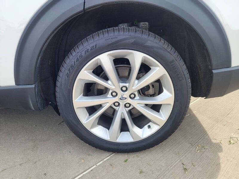 2022 Ford Explorer Hybrid Platinum