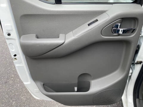 2016 Nissan Frontier SV