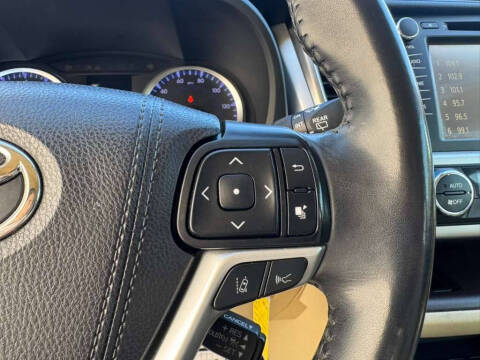 2019 Toyota Highlander LE Plus