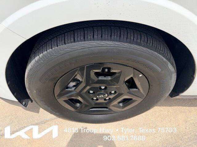 2025 Kia Carnival LXS