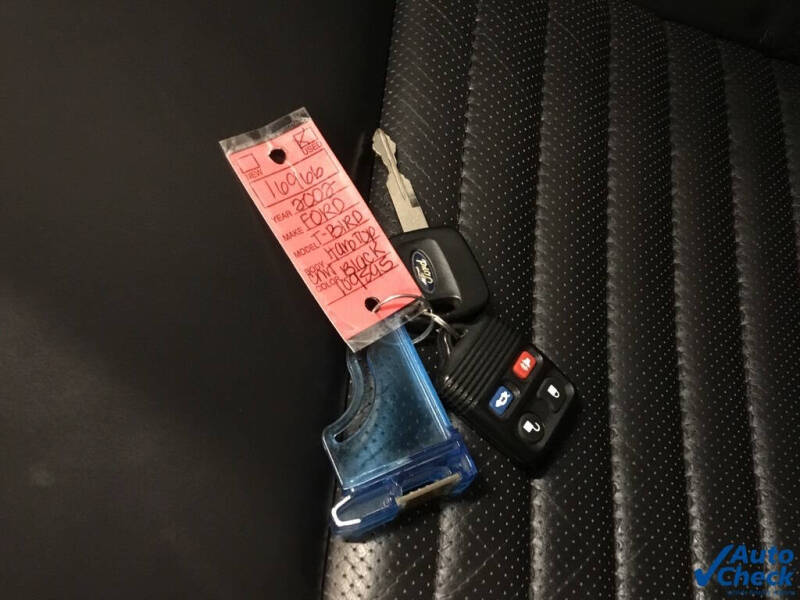 2002 Ford Thunderbird Deluxe