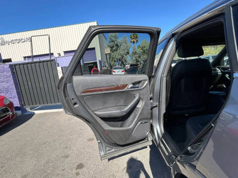 2015 Audi Q3 2.0T quattro Prestige