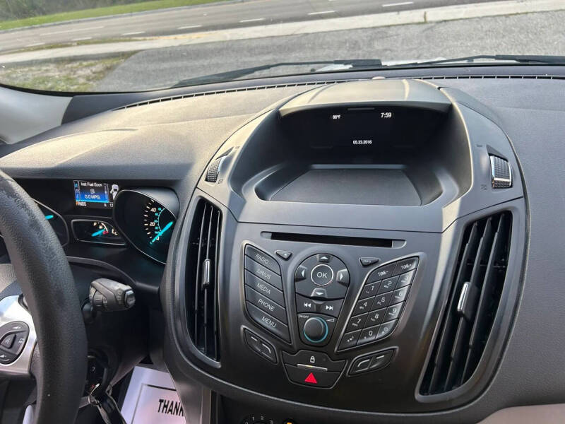 2016 Ford Escape SE