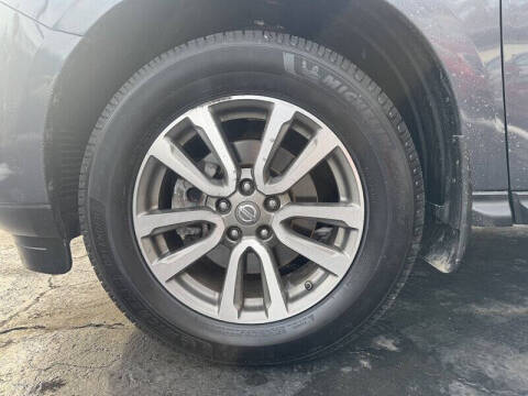 2013 Nissan Pathfinder SL