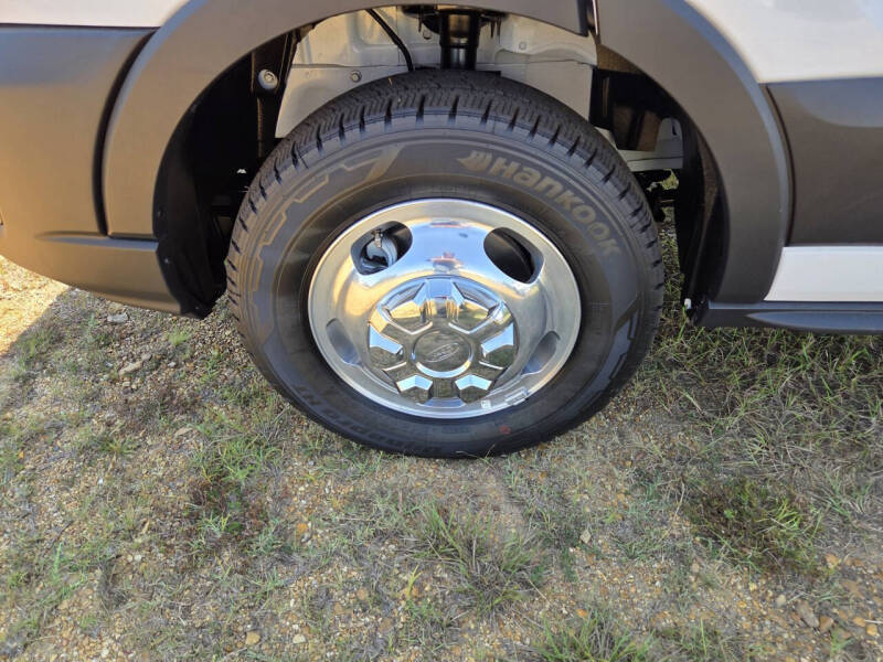 2025 Ford Transit 350 HD