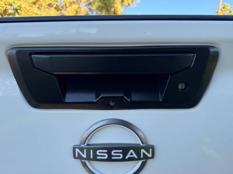 2022 Nissan Frontier S