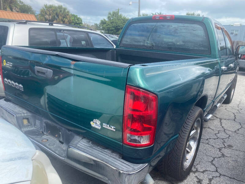 2004 Dodge Ram 1500 SLT