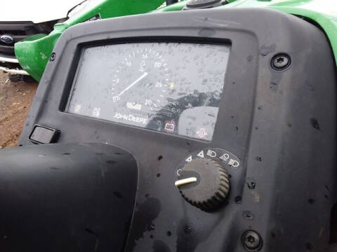 2014 John Deere 3032E 305