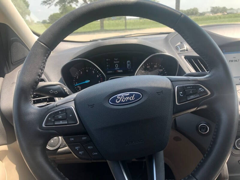 2019 Ford Escape SEL