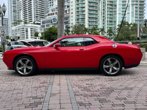 2015 Dodge Challenger SXT