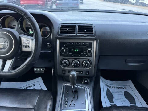 2014 Dodge Challenger SXT