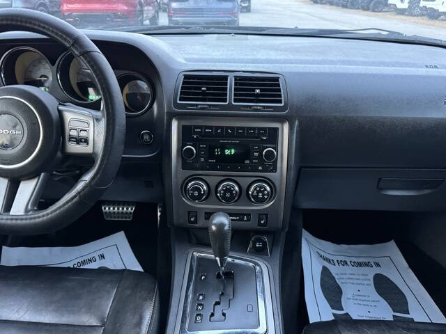 2014 Dodge Challenger SXT