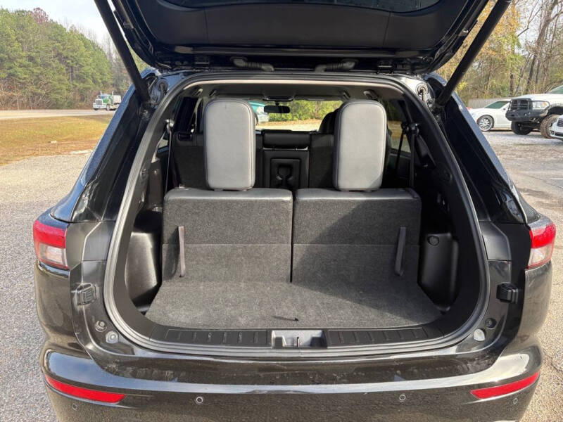 2024 Mitsubishi Outlander SE