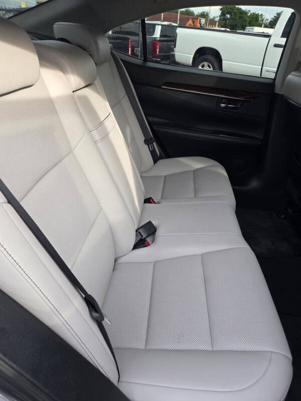 2017 Lexus ES 350