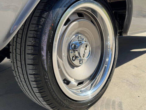 1961 Chevrolet Apache