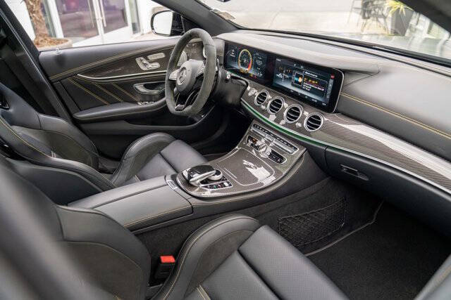 2018 Mercedes-Benz E-Class 8