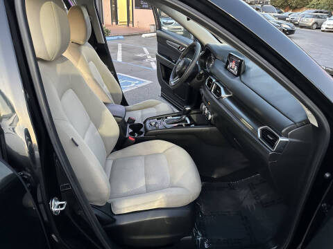 2017 Mazda CX-5 Sport