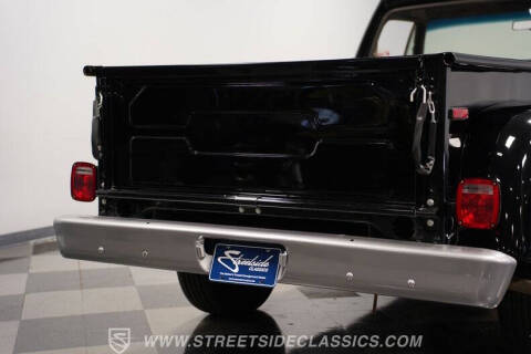 1977 Dodge D100 Pickup