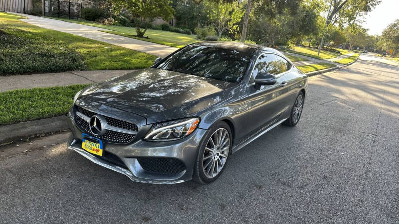 2017 Mercedes-Benz C-Class C300 photo 2