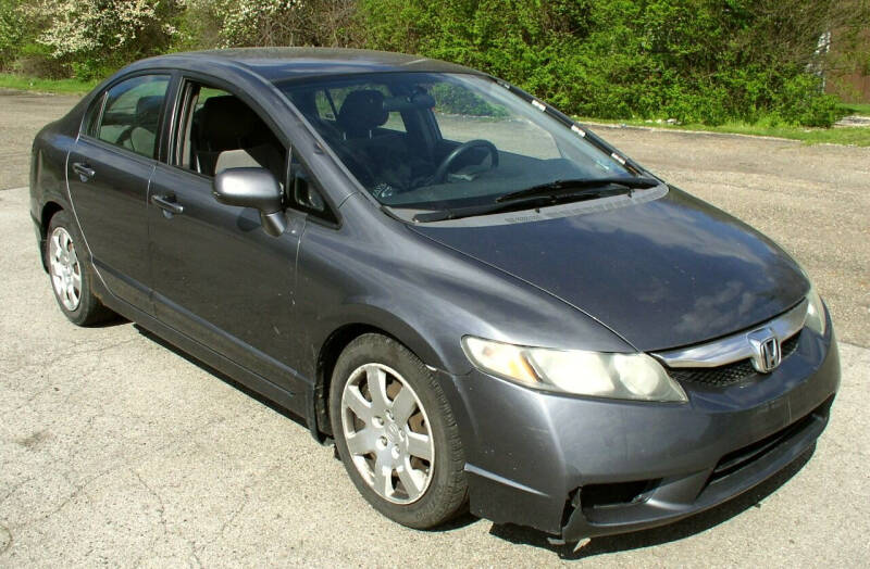 2009 Honda Civic for sale at Angelo's Auto Sales in Lowellville OH