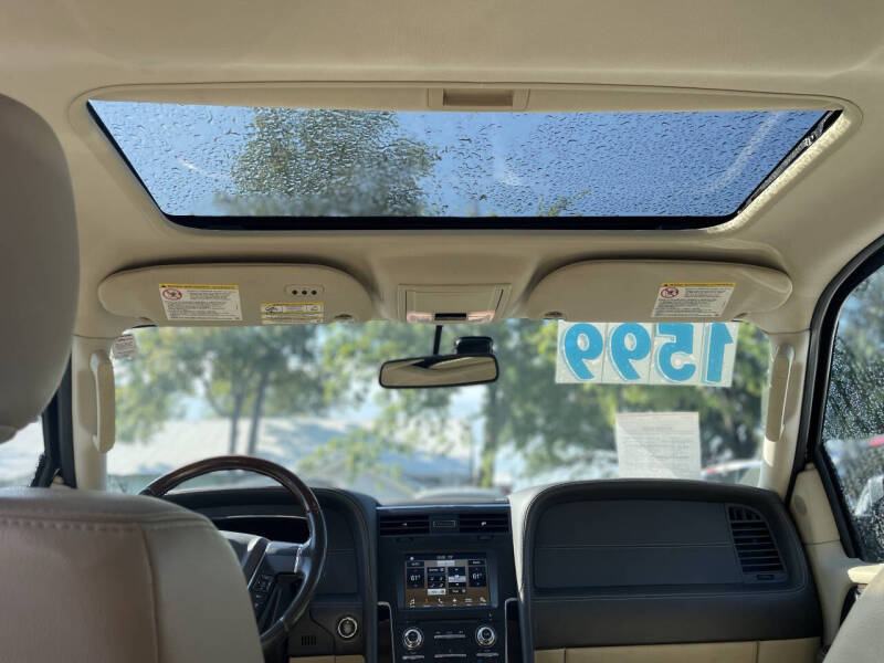 2017 Lincoln Navigator L Reserve