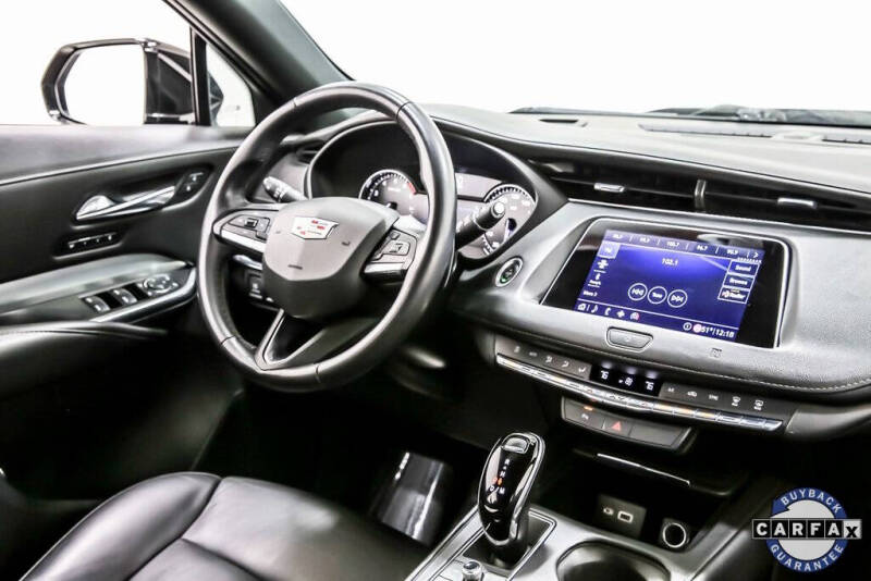 2020 Cadillac XT4 Premium Luxury