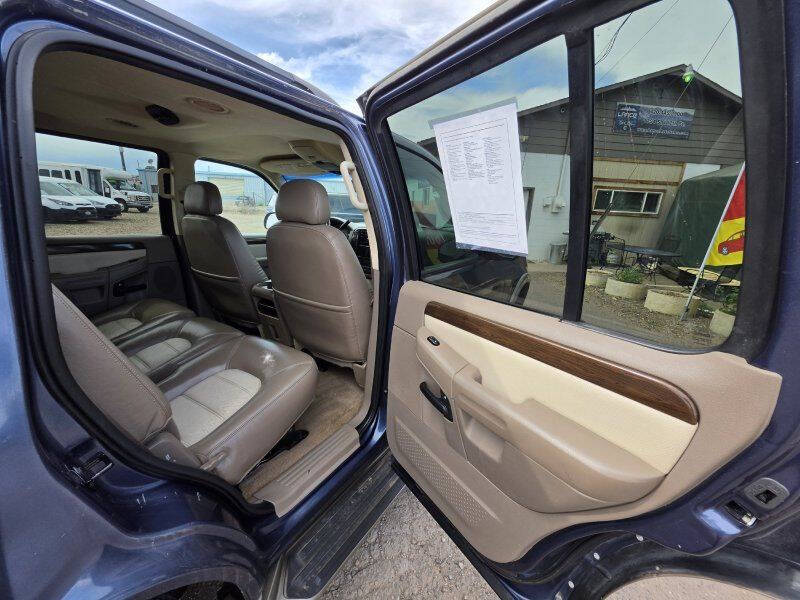 2004 Ford Explorer Eddie Bauer