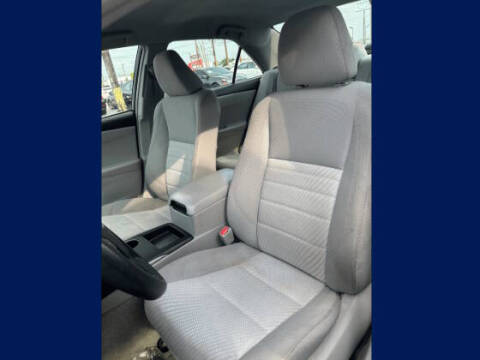 2016 Toyota Camry LE