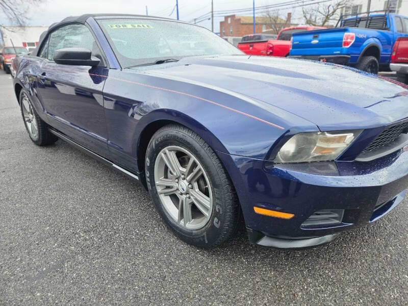 2012 Ford Mustang V6