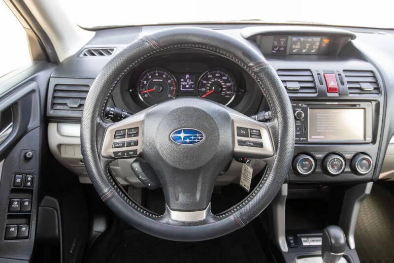 2014 Subaru Forester 2.5i Touring