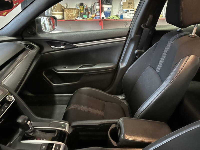 2019 Honda Civic Sport