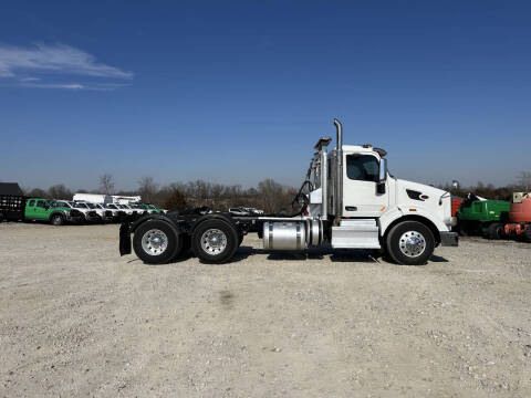 2019 Peterbilt 567 Road Tractor