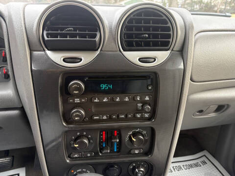 2005 GMC Envoy XUV SLE