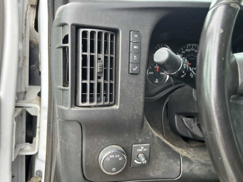 2022 Chevrolet Express 3500