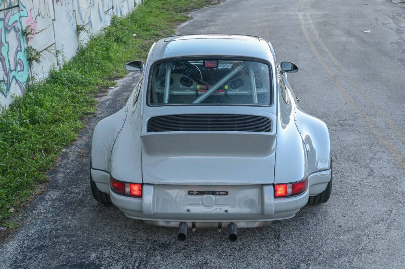 1989 Porsche 911 Carrera 4