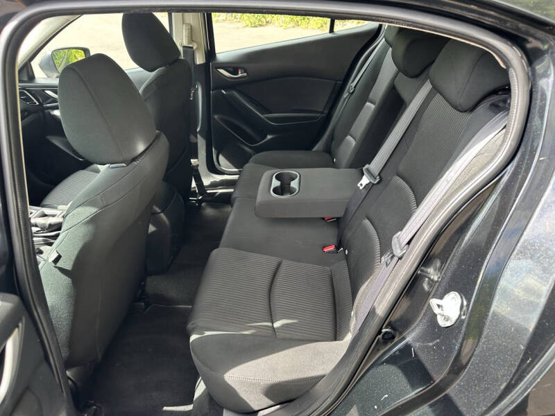 2014 Mazda MAZDA3 i Touring