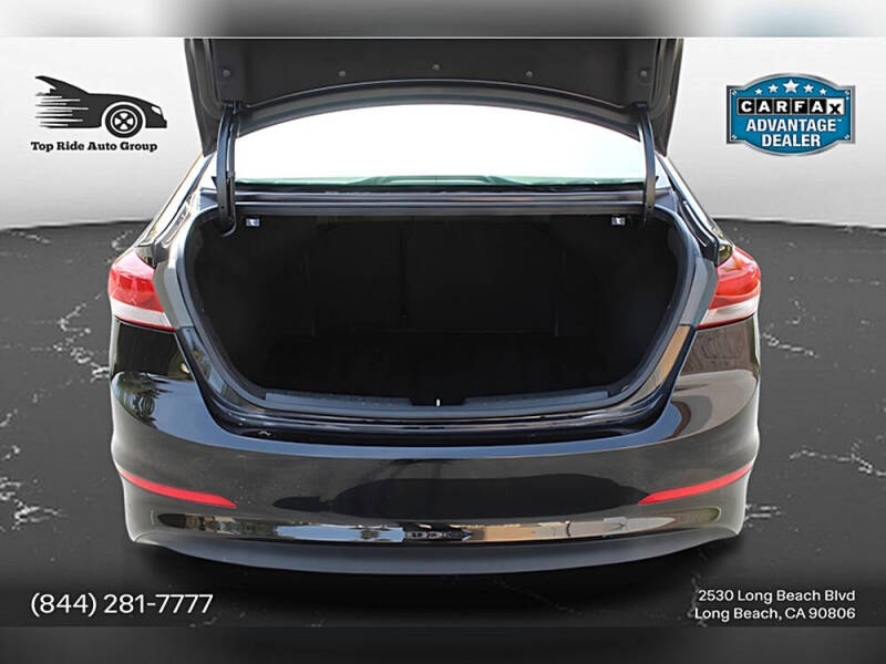 2017 Hyundai Elantra