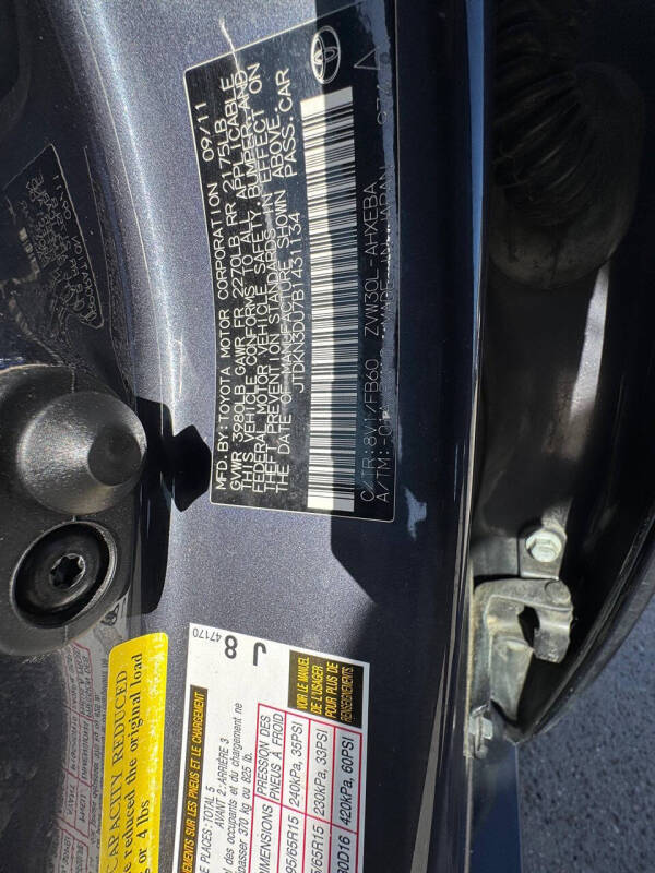 2011 Toyota Prius Two