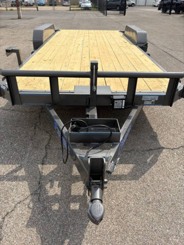 2025 BELLWETHER 7X20