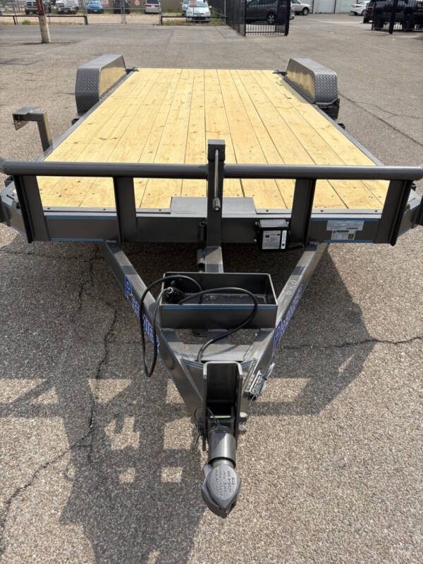 2025 BELLWETHER 7X20