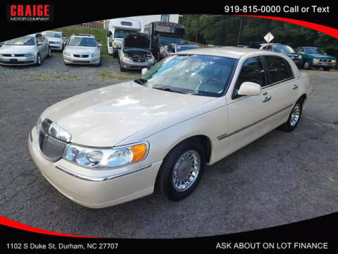 2000 Lincoln Town Car for sale at CRAIGE MOTOR CO in Durham NC