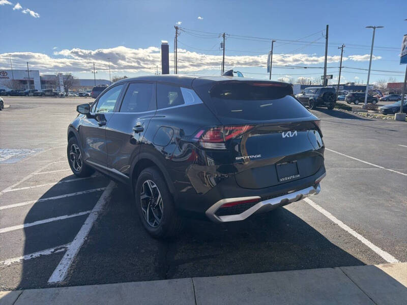 2024 Kia Sportage LX