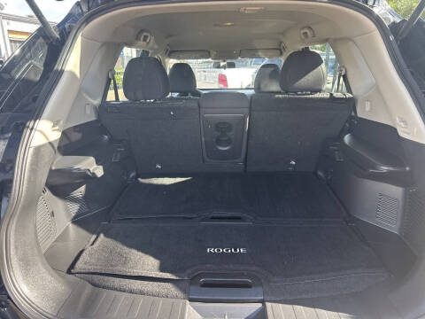 2018 Nissan Rogue S
