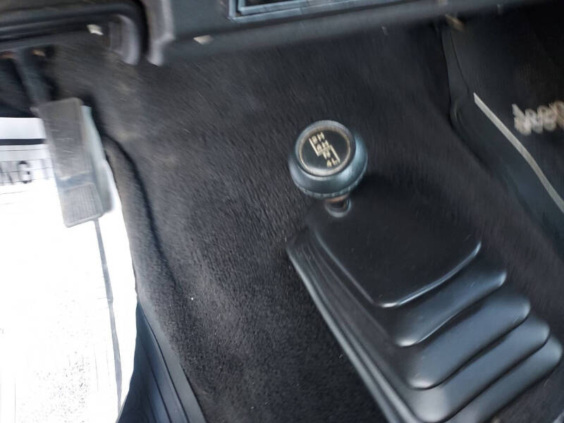 1987 Jeep Wrangler Laredo