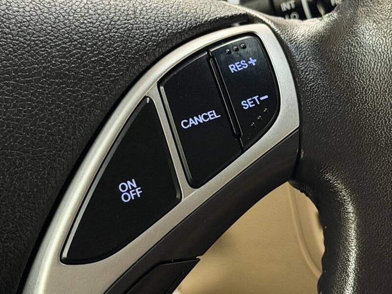 2011 Hyundai Elantra Limited