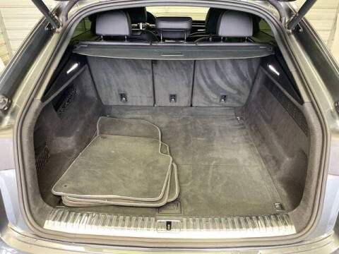 2021 Audi Q8 quattro Premium Plus 55 TFSI