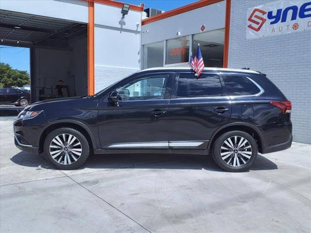 2020 MITSUBISHI Outlander SUV / Crossover - $13,197